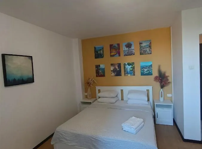 Old Town View Апартаменти