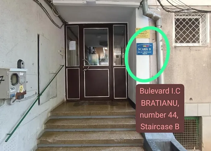 Old Town View Апартаменты