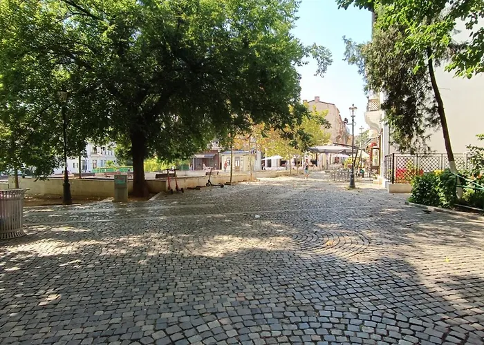 Old Town View Апартаменты Бухарест
